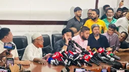 প্রতিমন্ত্রীর পদ থেকে পদত্যাগের ঘোষণা ইশরাকের