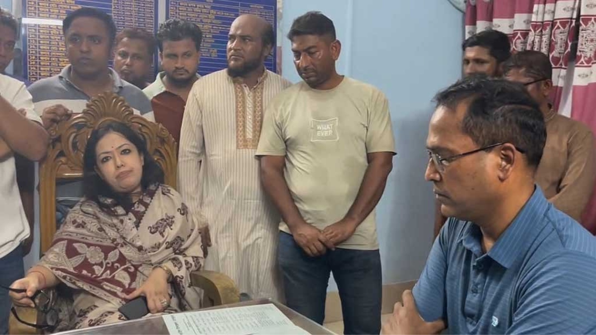 Verbal war Between Rumin and OC Sharail thana