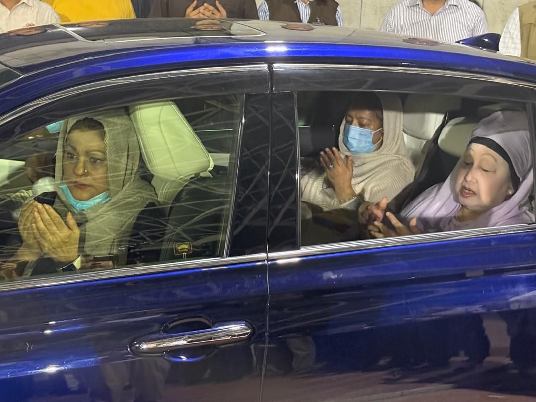 Khaleda Zia At The Graveyard Of Ziaur Rahman 08-10-2025