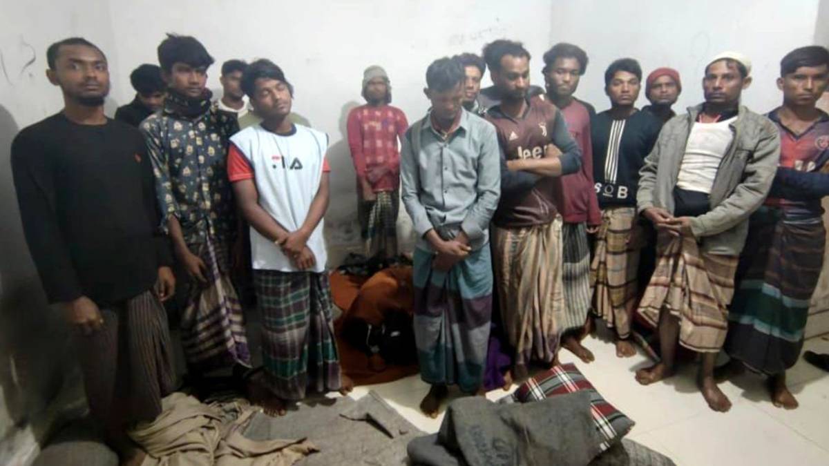 22 Rohingyas Held At Satkania Of CTG 28-11-2025