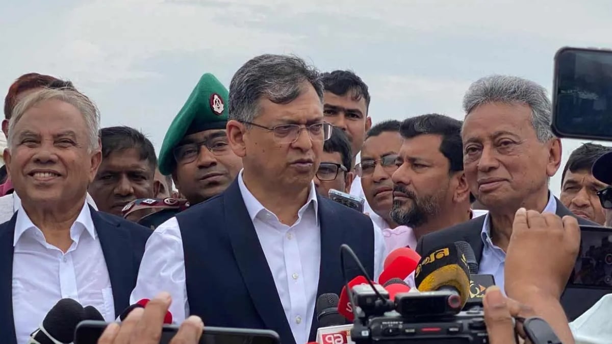 আইনশৃঙ্খলা পরিস্থিতির উন্নতি না হলে বিনিয়োগ আর্কষণ সম্ভব নয়: স্বরাষ্ট্রমন্ত্রী