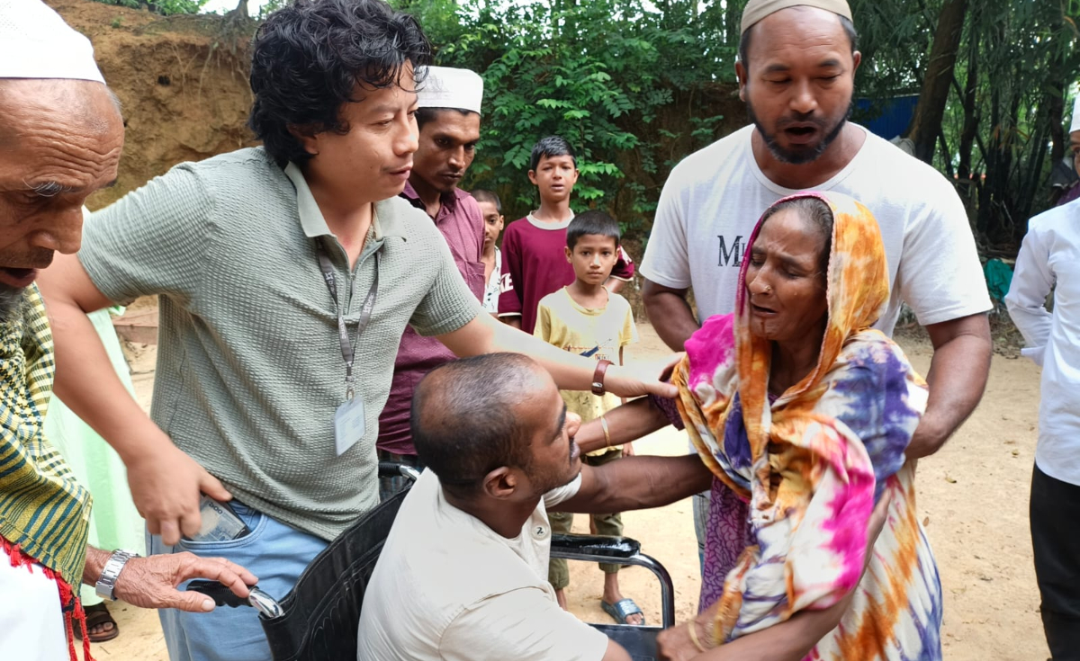 ২৫ বছরের অপেক্ষার অবসান, অবশেষে মায়ের বাহুডোরে ফরিদ