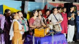 রবীন্দ্রনাথের প্রতিকৃতিতে কালি: গানে গানে প্রতিবাদ সংস্কৃতিকর্মীদের