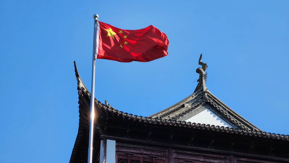 China Flag General Photo 15-04-2026
