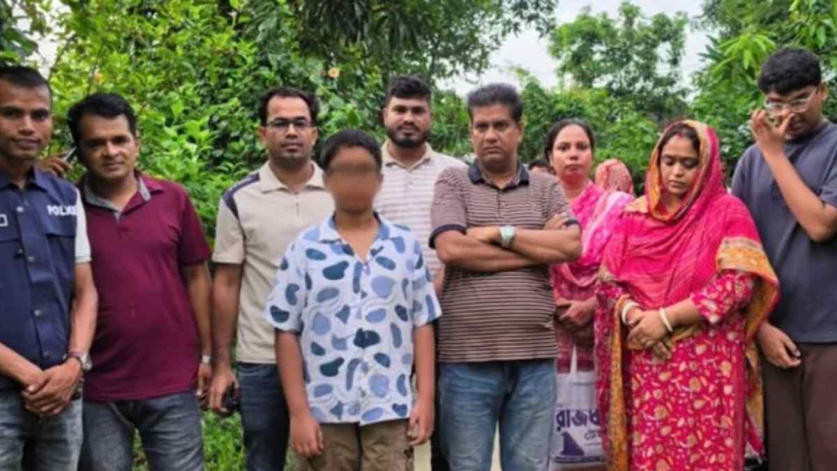 সপরিবার ‘নিখোঁজ’ চাঁদপুরের সোনা ব্যবসায়ী, সন্ধান মিলল গ্রামের বাড়িতে