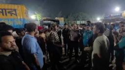 হাজারীবাগে এজেআরের ওয়্যারহাউজে হামলা-লুটপাটের ঘটনায় গ্রেপ্তার ১১
