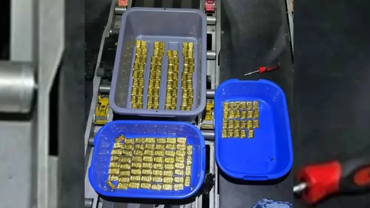 18kg-Gold-Seized-from-Biman-Flight-Toilet-28-03-2026