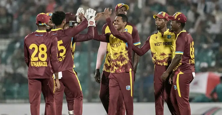 ব্যাটারদের ব্যর্থতায় হারে শুরু টি-টোয়েন্টি সিরিজ