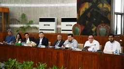 সব শ্রেণিপেশার মানুষের মতামত নিয়ে সংবিধান সংশোধন করা হবে: স্বরাষ্ট্রমন্ত্রী