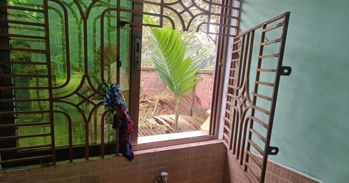 জয়পুরহাটে শিক্ষক দম্পতির বাড়িতে দুর্ধর্ষ ডাকাতি