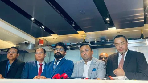 বোয়িংয়ের সঙ্গে ১১টি বিমান কেনার চুক্তি হয়েছে: মাহদী আমিন
