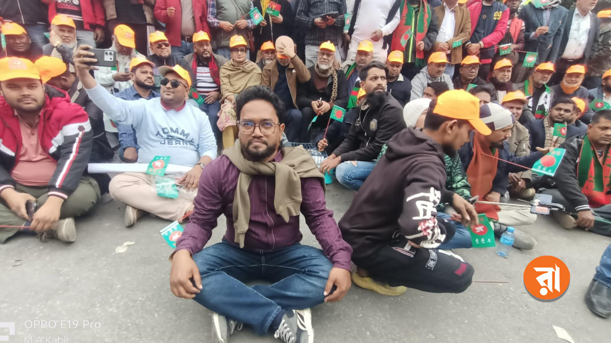 ‘ইতিহাসের সাক্ষী হতে এসেছি’