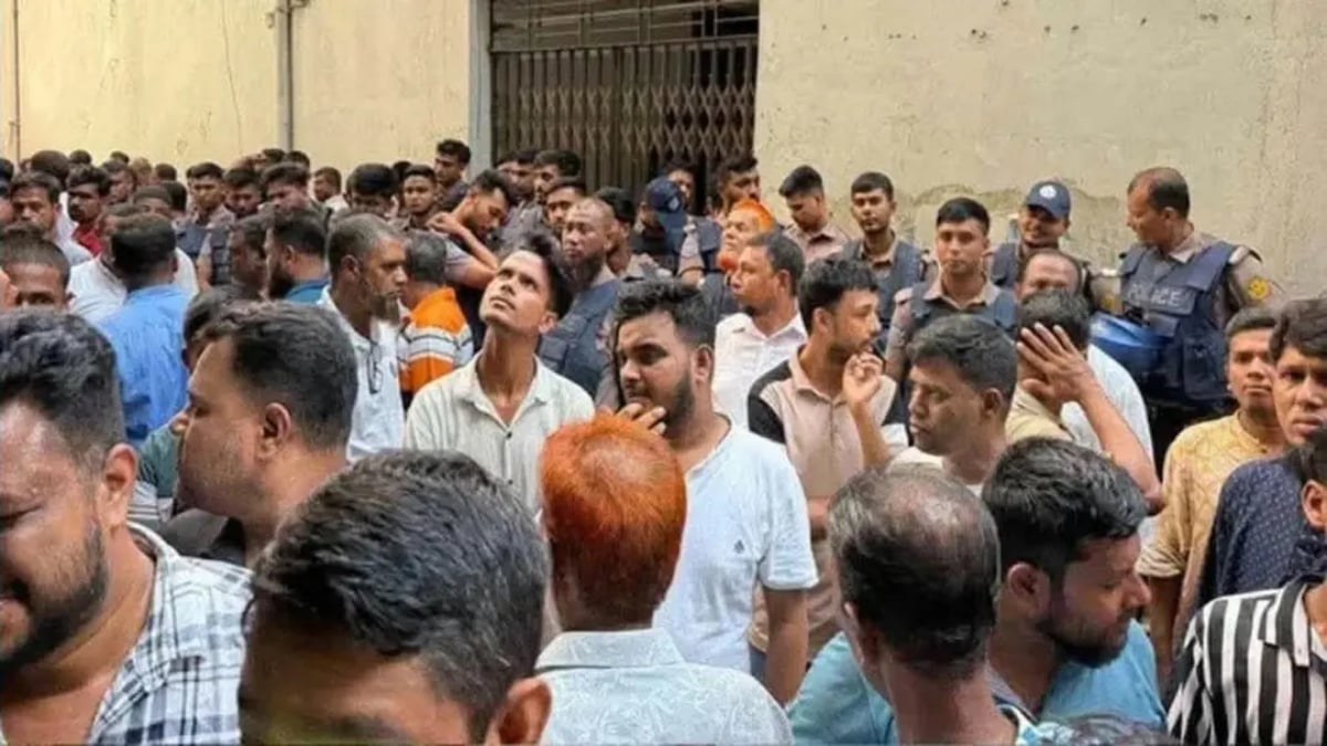 জাসদ কার্যালয়ে অভিযান, অর্ধশতাধিক ‘আ.লীগ নেতাকর্মী’ আটক