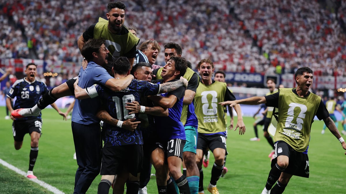 Argentines-Celebrate-Winning-Goal-15-07-2026