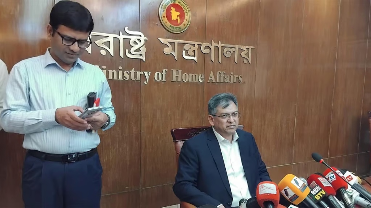 ‘উগ্রবাদী সংগঠন’ গড়ার পরিকল্পনা থেকেই মসজিদে বৈঠক: স্বরাষ্ট্রমন্ত্রী