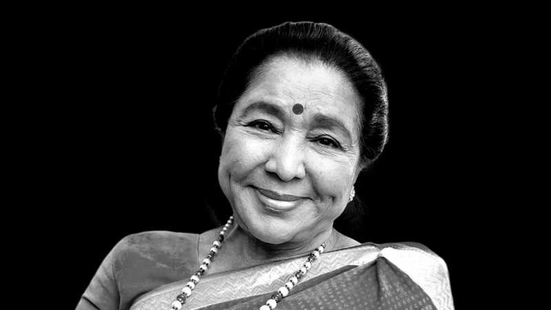 সুরের ভুবনে নক্ষত্র পতন, চিরবিদায় নিলেন কিংবদন্তি আশা ভোসলে