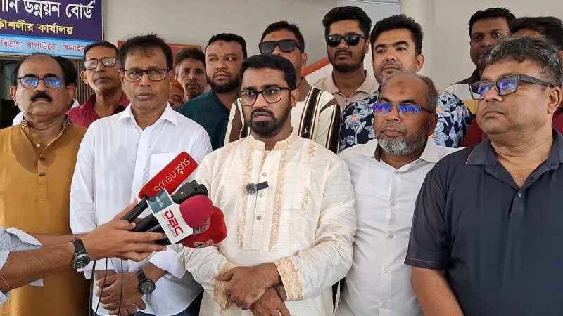 জামায়াতের কারণেই মিছিলের সাহস পাচ্ছে আওয়ামী লীগ: রাশেদ খাঁন