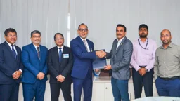 আইসিটি খাত ও গ্রিন শিল্পে পুনঃঅর্থায়নে বাংলাদেশ ব্যাংকের সঙ্গে ডাচ্-বাংলার চুক্তি