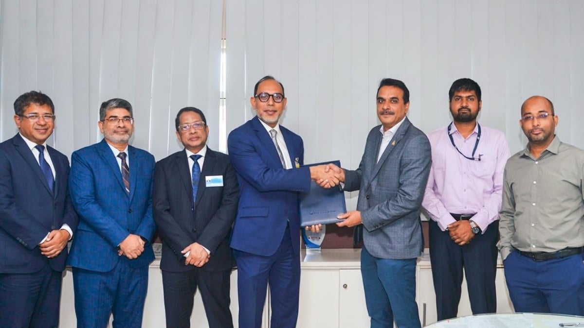 আইসিটি খাত ও গ্রিন শিল্পে পুনঃঅর্থায়নে বাংলাদেশ ব্যাংকের সঙ্গে ডাচ্-বাংলার চুক্তি