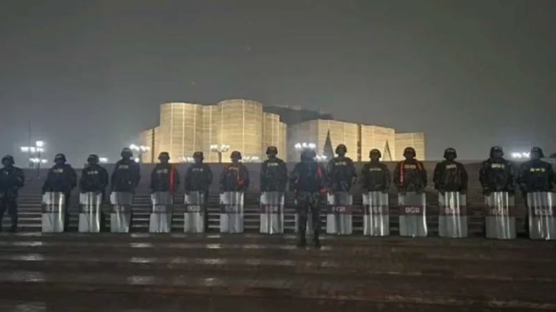 সংসদ ভবন-জিয়া উদ্যানে বিজিবি মোতায়েন