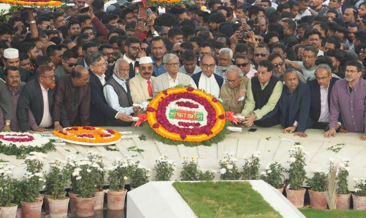 BNP-Tribute-To-Ziaur-Rahman-Grave