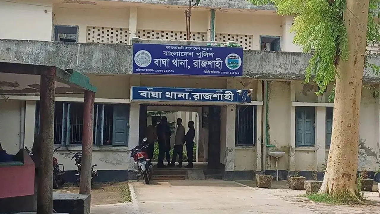 পদ্মার চরে গভীর রাতে গুলিতে দুই যুবক আহত, নিখোঁজ ১