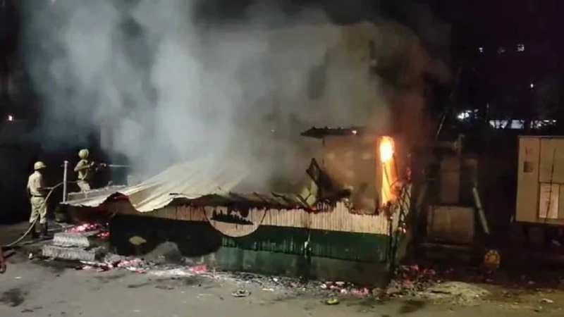 Bloody post-poll clashes in West Bengal, 4 killed