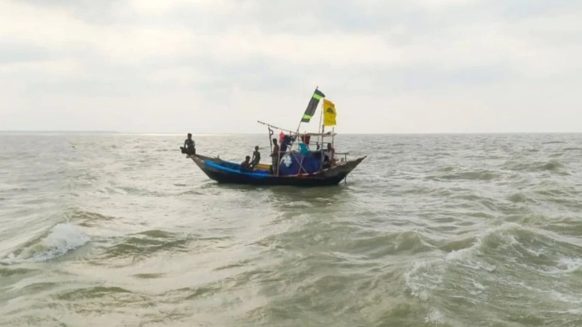 মেঘনায় নৌকাডুবি— নারীর লাশ উদ্ধার, নিখোঁজ ৪