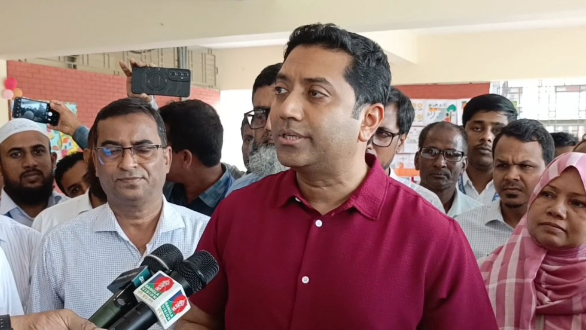 প্রাথমিকে ১৪ হাজার শিক্ষকের পদায়নে ‘অনির্দিষ্টকালের জন্য’ বদলি স্থগিত