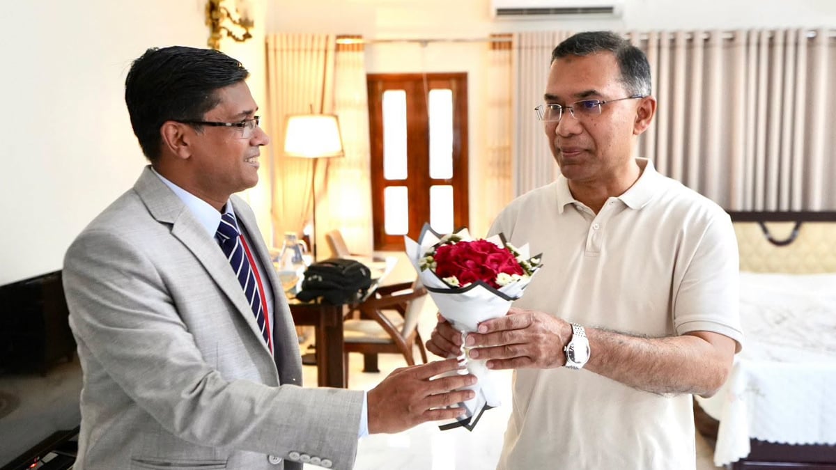 Bogra-DC-Welcomes-PM-Tarique-Rahman-20-04-2026
