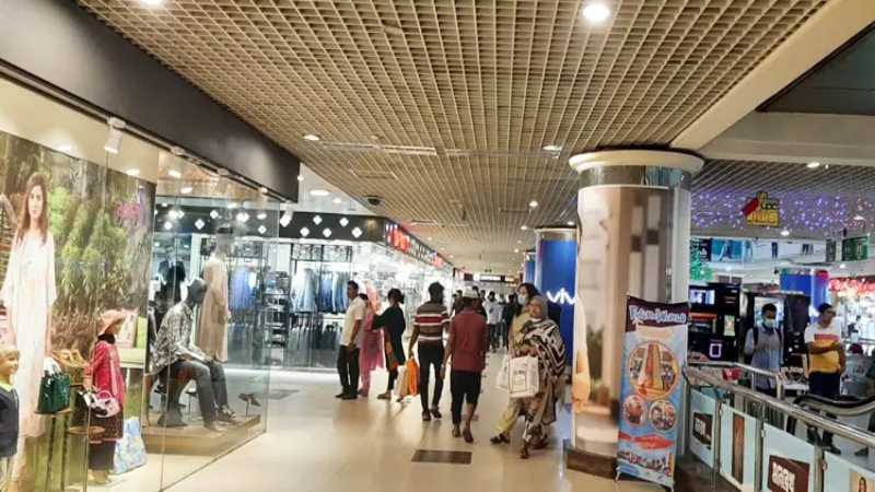 Business leaders request reconsideration of decision to close shops at 6 pm