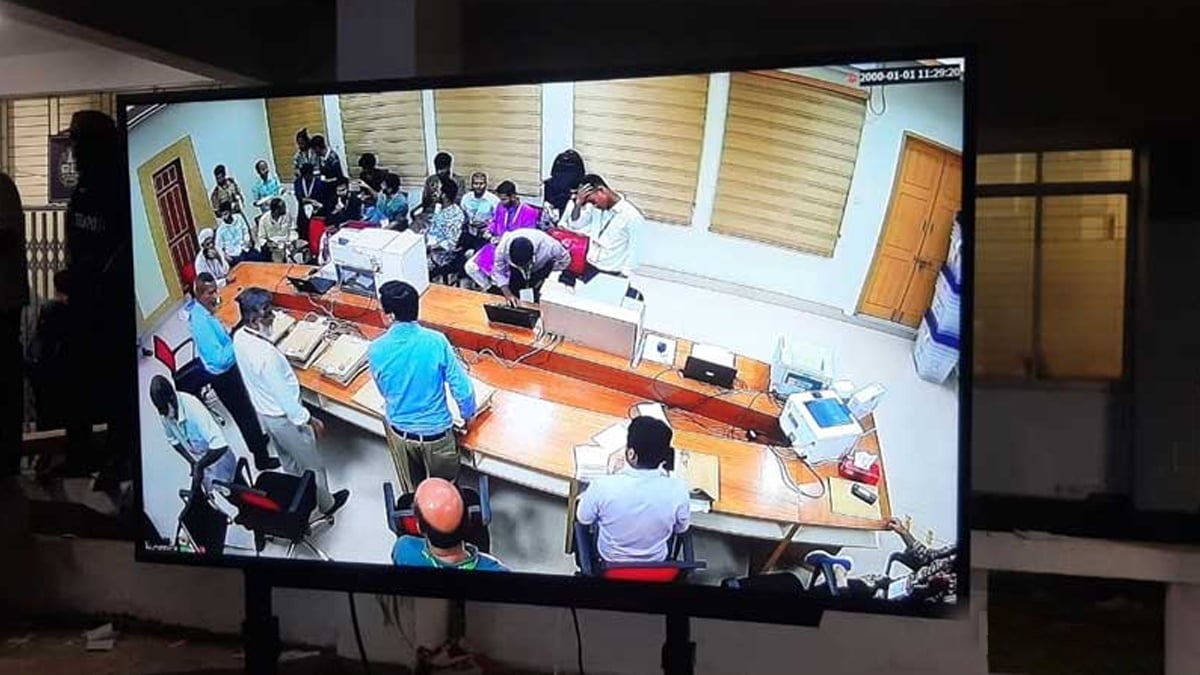 চাকসুতে ৩ হলের ফলে ভিপি পদে এগিয়ে ছাত্রদল, জিএস পদে শিবির