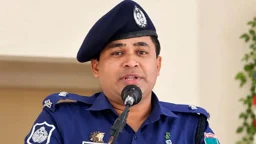 অডিও ‘ভাইরাল’: ক্যান্টনমেন্ট থানার সেই ওসি রাষ্ট্রদ্রোহের মামলায় ৫ দিনের রিমান্ডে