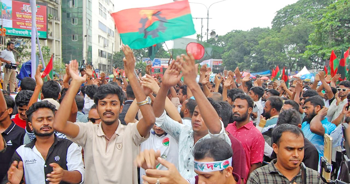 শাহবাগে নেতাকর্মীদের ঢল, শুরুর অপেক্ষায় ছাত্রদলের সমাবেশ