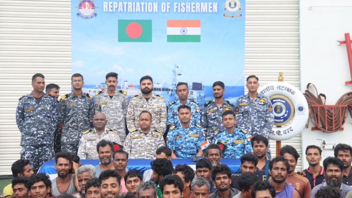 ভারতে আটক ৯১ বাংলাদেশি জেলে দেশে ফিরেছেন