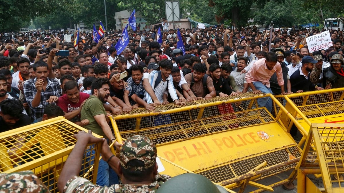 Cockroach Janta Party founder Abhijeet Dipke at a protest in New Delhi on Saturday (2)
