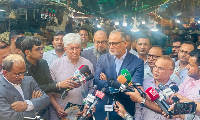 ২ দিনের মধ্যে সয়াবিন তেলের বাজার স্বাভাবিক হবে: বাণিজ্য উপদেষ্টা