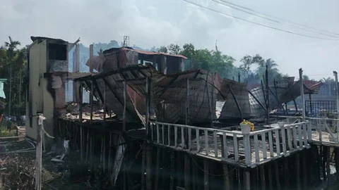 কক্সবাজারের ইনানীতে আগুনে পুড়ে যাওয়া টুপটুপ রির্সোট। ছবি: সংগৃহীত