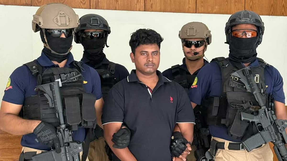 কাস্টমসের সার্ভার হ্যাক করে মদ-সিগারেট খালাসের চেষ্টা, গ্রেপ্তার ১