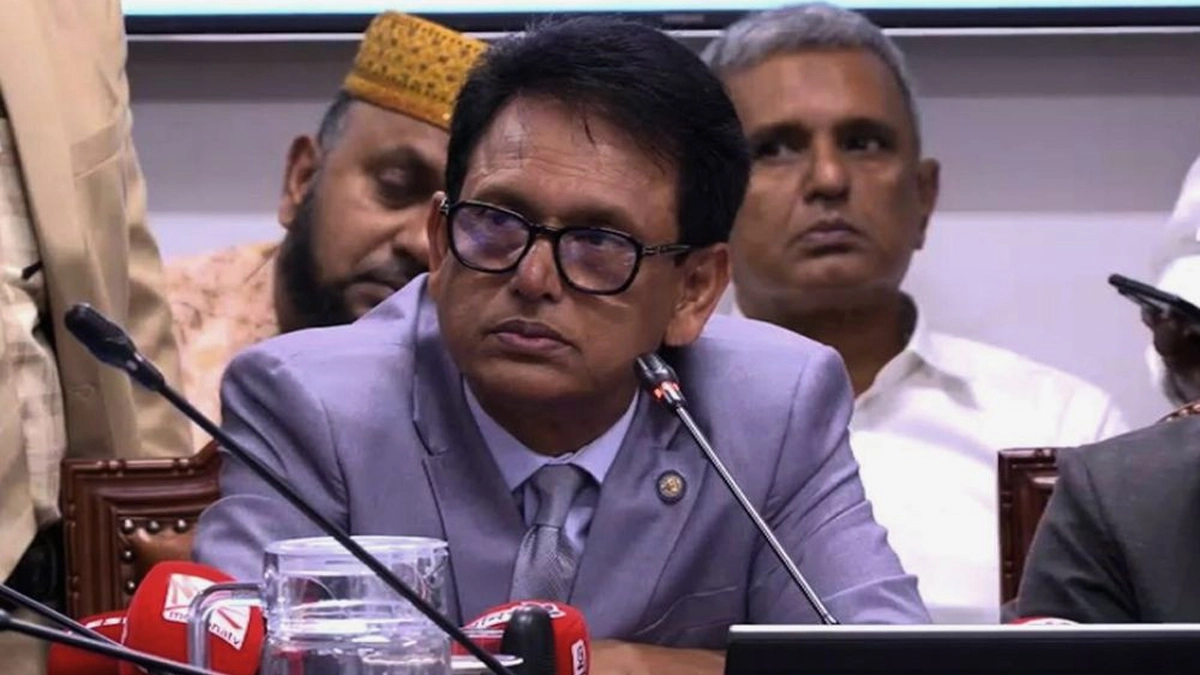 শিক্ষার্থীদের এআই প্রশিক্ষণ না দিলে ভবিষ্যৎ অন্ধকার: শিক্ষামন্ত্রী