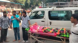 ঢাকা মেডিকেলে বেসরকারি অ্যাম্বুলেন্স ধর্মঘট ৭ দিনের জন্য স্থগিত