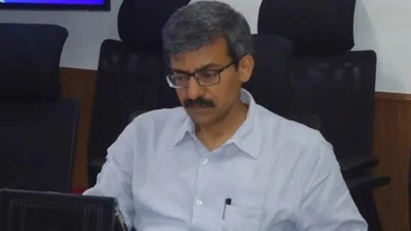Delhi in turmoil over student protests; Education Secretary removed. (1)