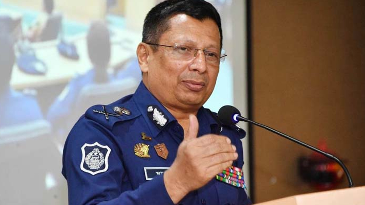 ‘রাজসাক্ষী’ হওয়ায় ৫ বছরের কারাদণ্ড সাবেক আইজিপির