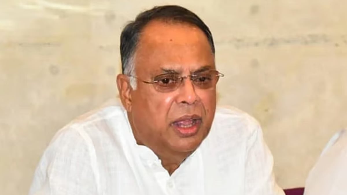 Electricity-Minister