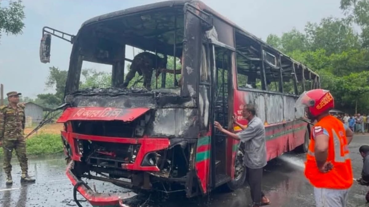 Father and Son Killed in Crash, Angry Crowd Sets BRTC Bus Ablaze