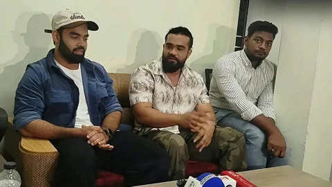 ‘মেয়েকে নিপীড়নের বিচার চাইতে গিয়েছিলাম, মব করতে নয়’