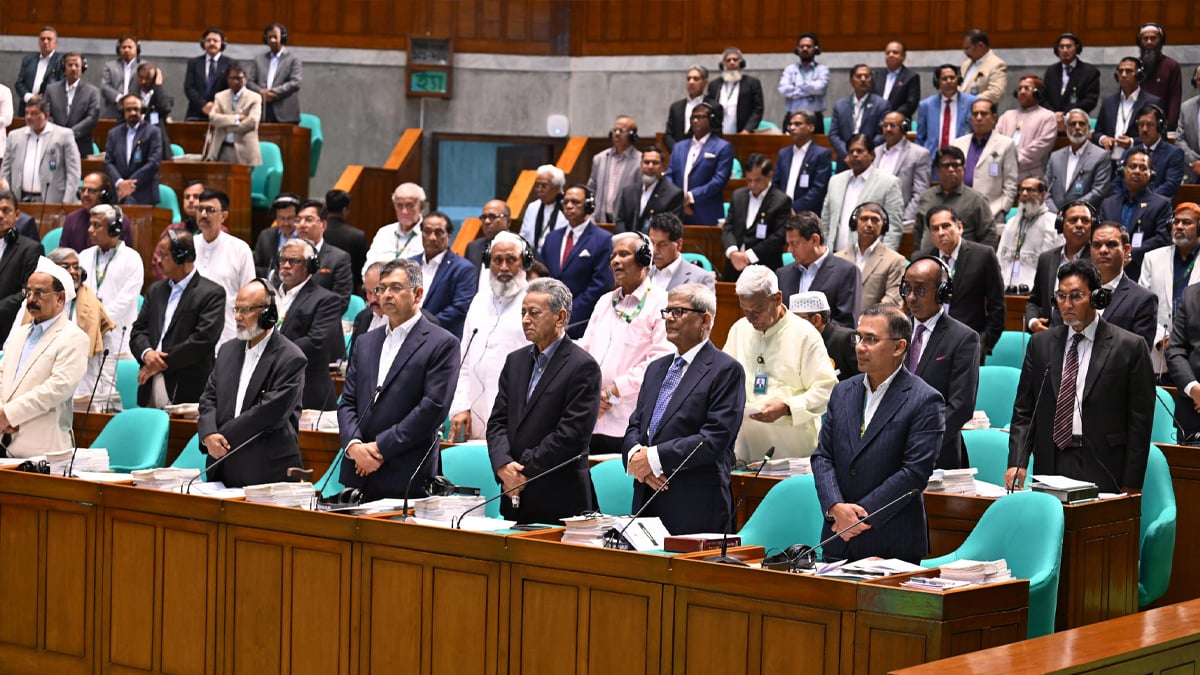 প্রাণবন্ত সংসদের প্রত্যাশায় অধিবেশন শুরু, ওয়াকআউটে শেষ