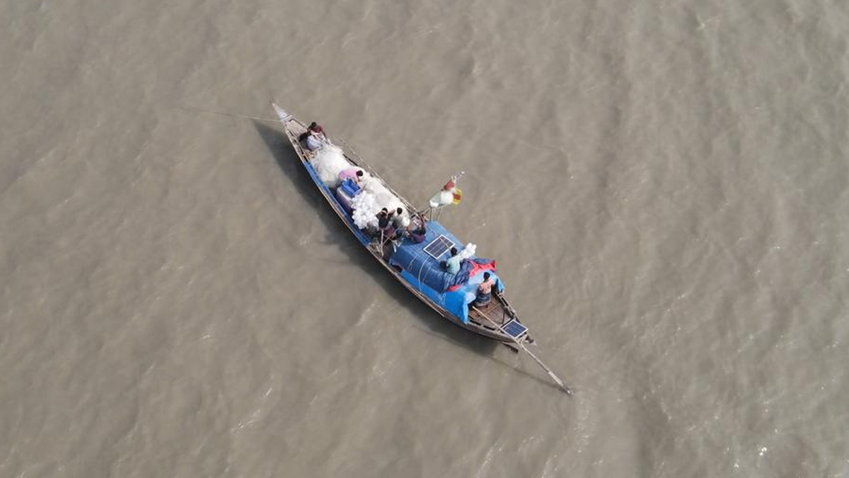ভারত থেকে ফিরলেন ১২৮ বাংলাদেশি, গেলেন ২৩ জন