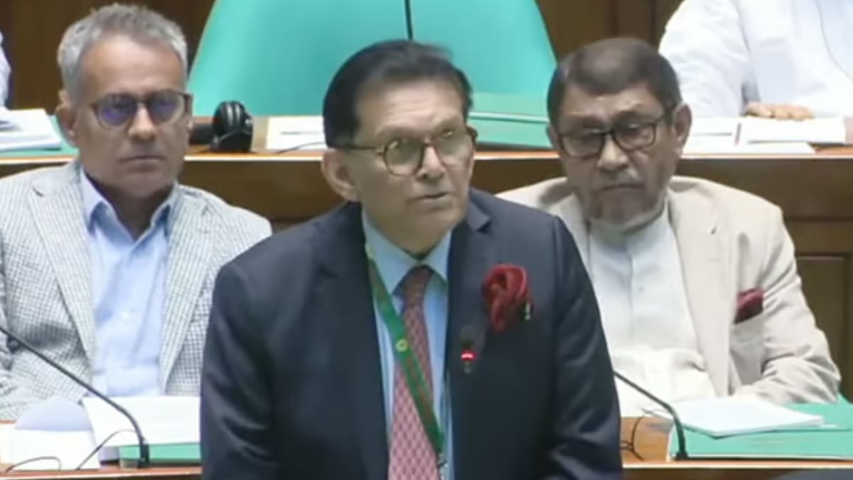 Foreign-Minister-Parliament
