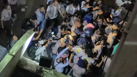 অবসরপ্রাপ্ত লেফটেন্যান্ট কাজী গুলশান আরা ও অবসরপ্রাপ্ত কর্নেল দেবাশীষ কুমার বড়ুয়ার চার দিনের রিমান্ড মঞ্জুর করেছেন আদালত।। ছবি: সংগৃহীত